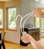 Utopia Home 50-Pack Plastic Hangers, Durable, Space-Saving.